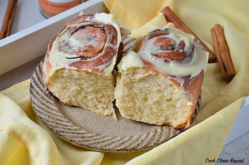 a top down look at the easy homemade cinnamon rolls 
