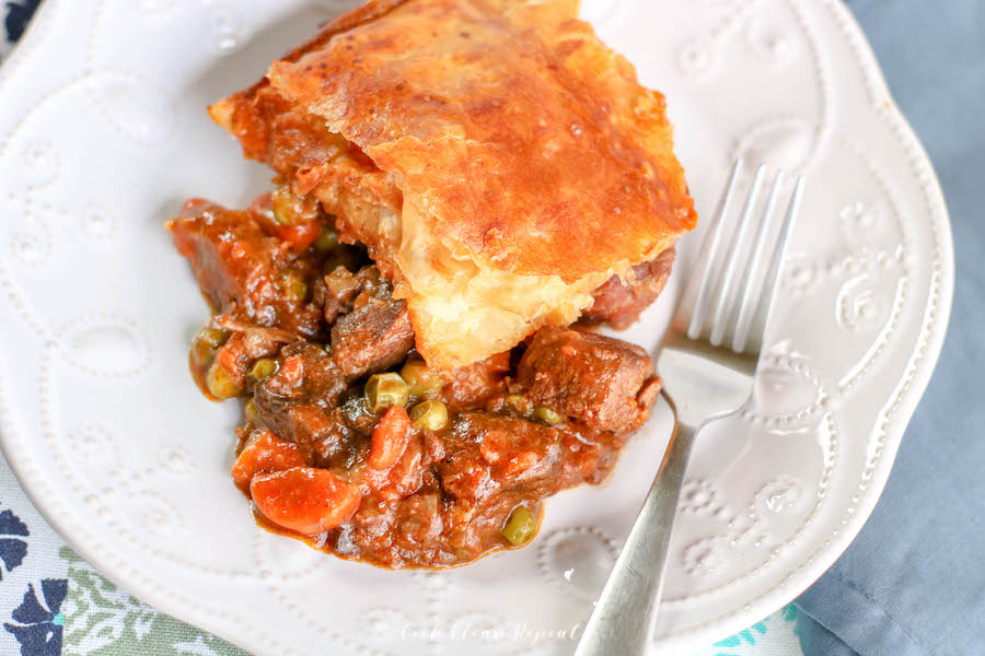 Featured image for the beef pot pie recipe.