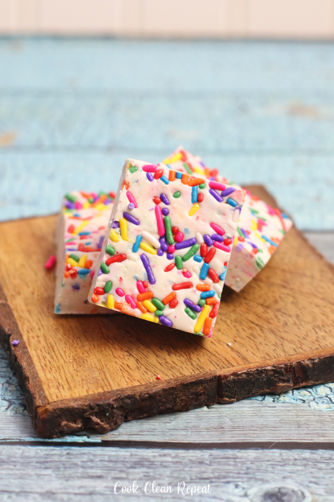 A close up look at the finished marshmallow fudge on a cutting block ready to eat! 