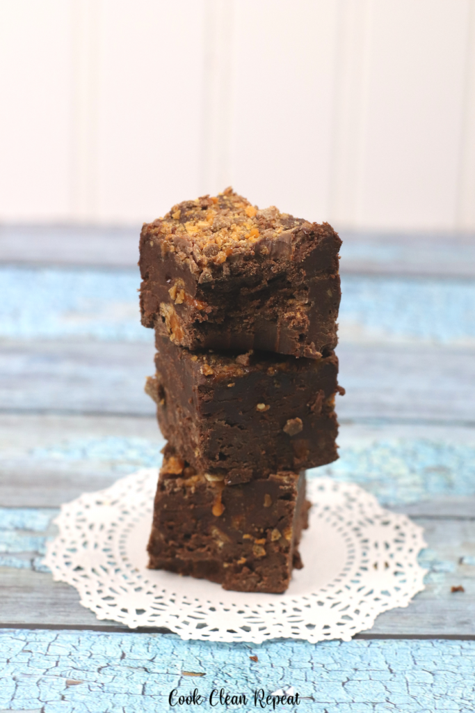 A stack of pieces of the finished fudge ready to be enjoyed.