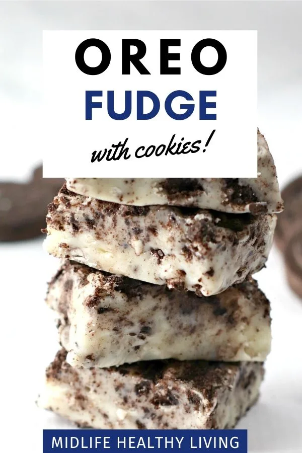 Another pin showing the finished fudge with the title at the top. 