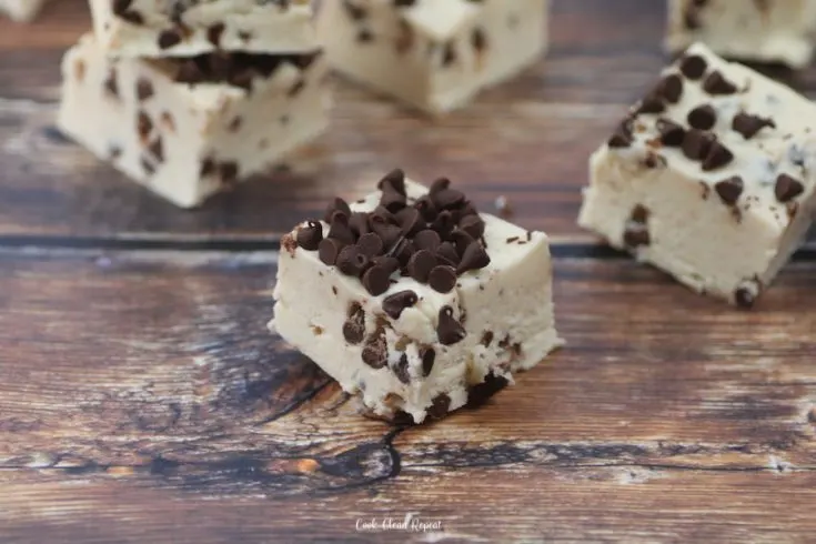 Featured Image showing the finished cookie dough fudge recipe.