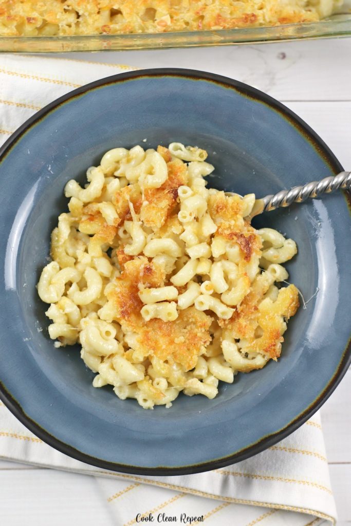 A top down look at the delicious macaroni and cheese ready to be shared. 