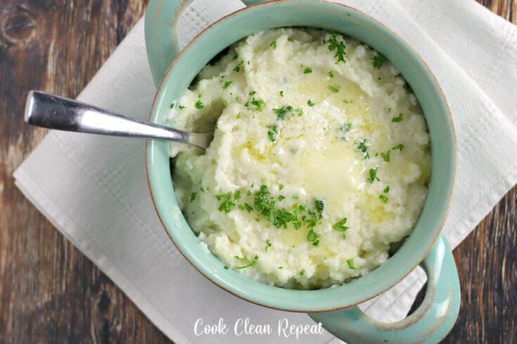 A featured image showing the finished mashed cauliflower recipe ready to be served.