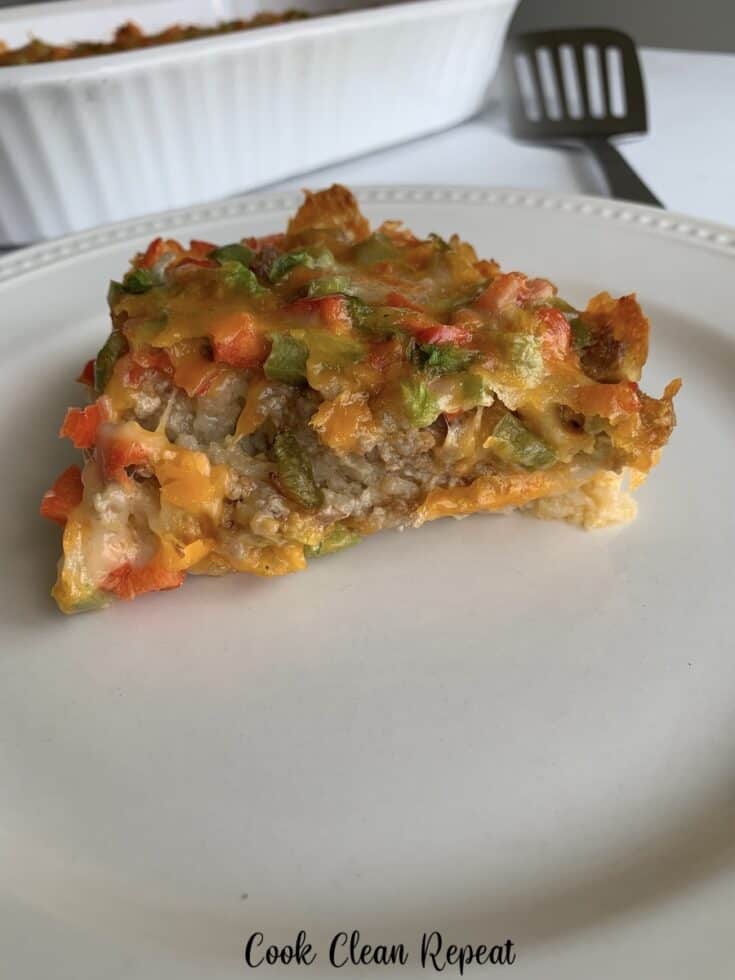 Image showing the finished tatertot breakfast casserole ready to eat.
