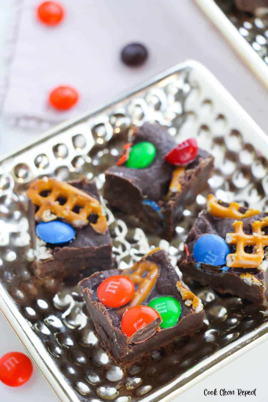 Sweet & Salty M&M Fudge - Cook Clean Repeat