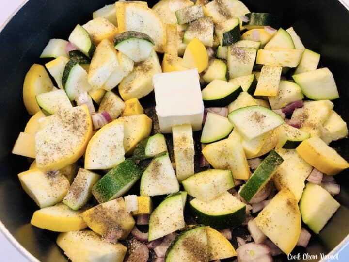 Easy Squash and Zucchini Casserole - Cook Clean Repeat