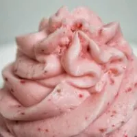 Featured image showing the finished strawberry frosting ready to eat.