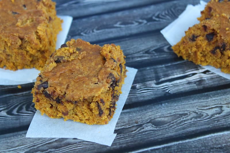 Featured image showing the finished pumpkin blondies ready to eat.