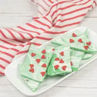 featured image showing the finished grinch bark ready to eat