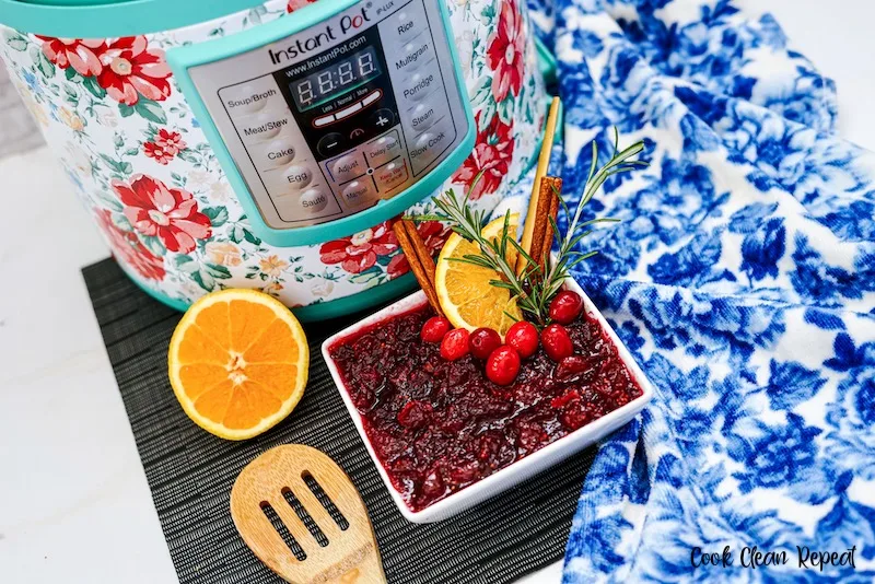Featured image showing the finished instant pot cranberry sauce ready to serve.