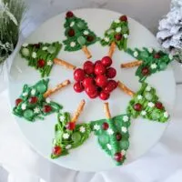 Featured image showing the candy melt Christmas trees ready to eat
