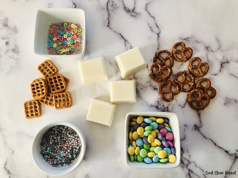 ingredients to use for pretzel almond bark with m&ms