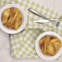 featured image showing apple pie filling recipe