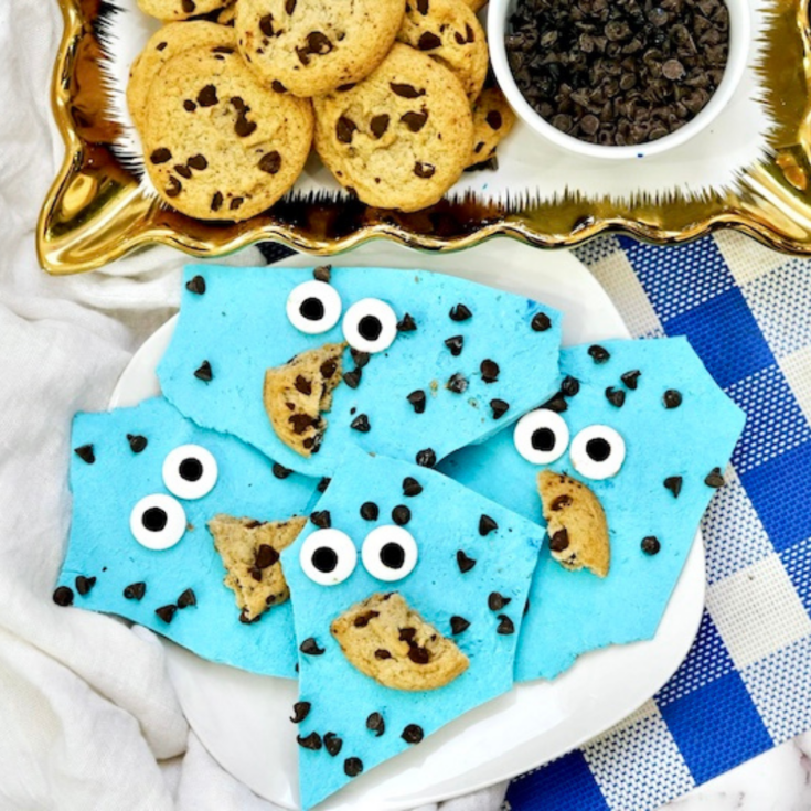featured image showing the finished cookie monster candy bark ready to eat