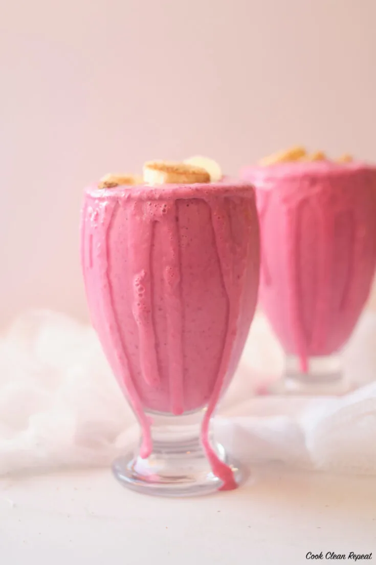 https://cookcleanrepeat.com/wp-content/uploads/2022/05/Strawberry-Banana-Smoothie-Recipe-FInished--735x1103.jpg.webp