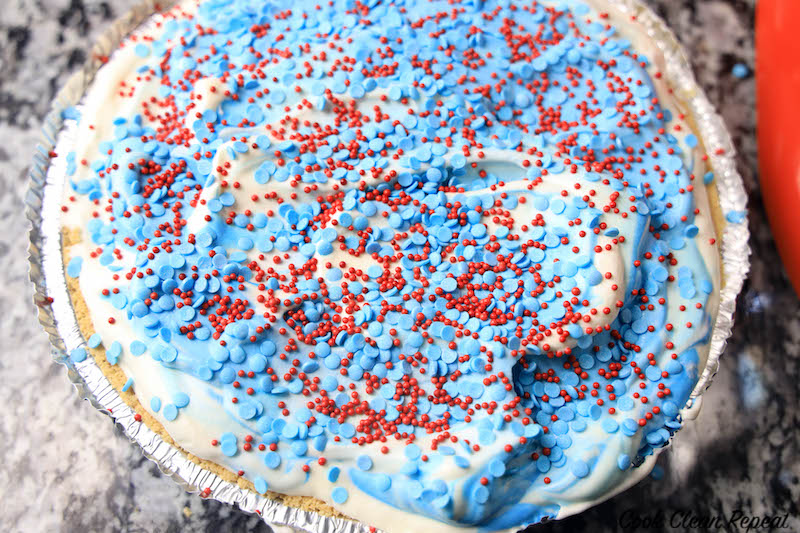 close up of the finished ice cream pie