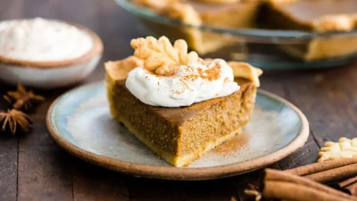 Pumpkin Roll Cake - JoyFoodSunshine