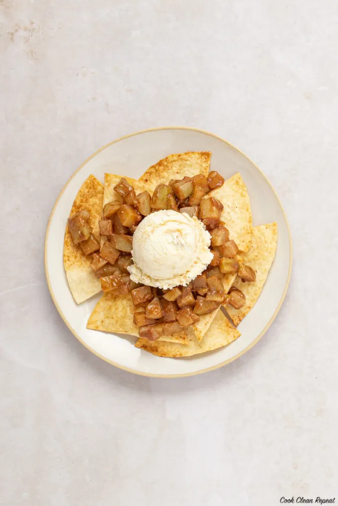 a top down look at the finished apple pie dessert nachos. 