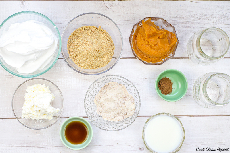ingredients needed to make layered pumpkin pudding. 