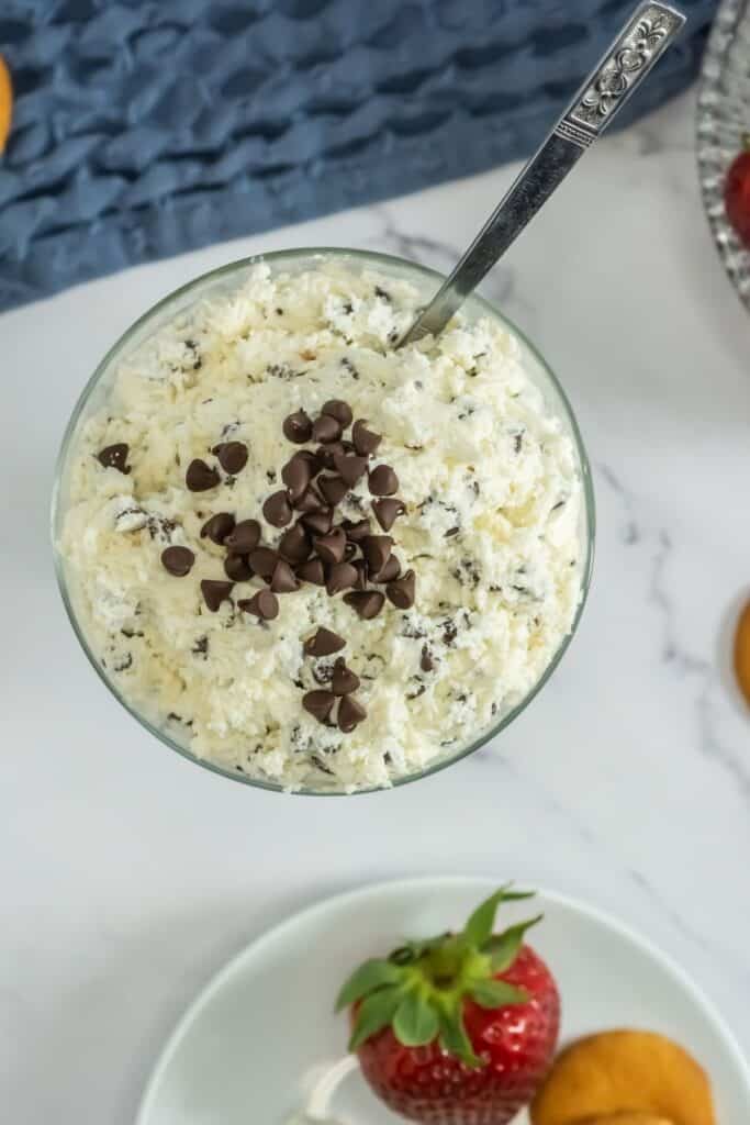 Cannoli dip without ricotta in a bowl.