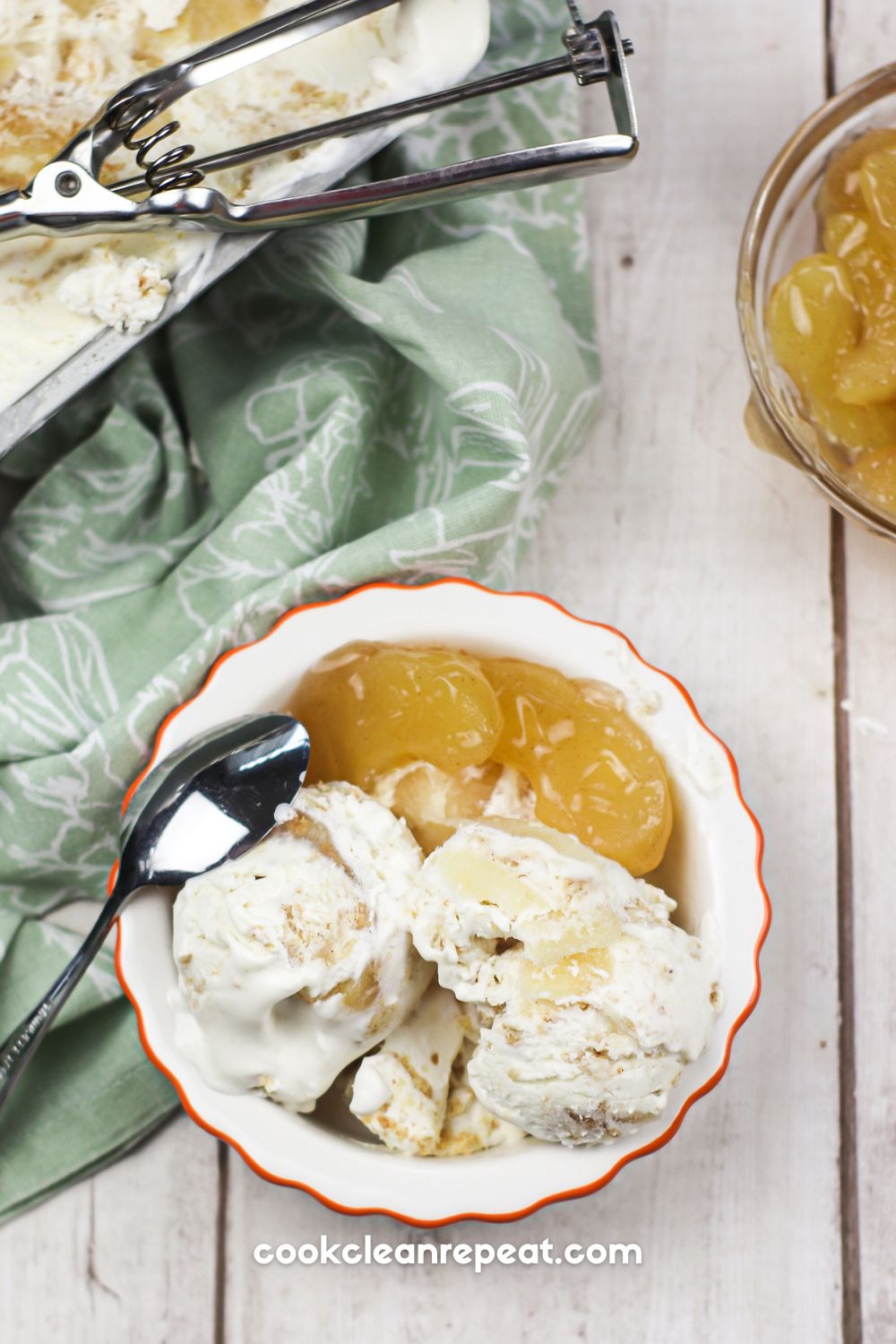 apple pie ice cream up in a bowl with apples