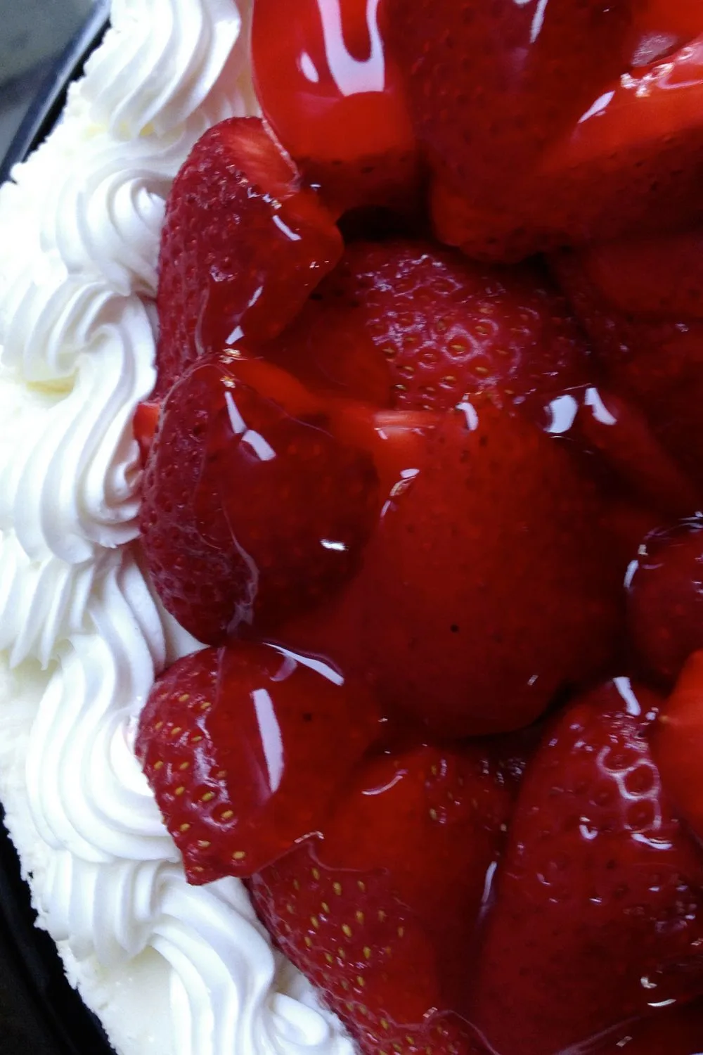 How to Make Strawberry Cake Filling | Our Baking Blog: Cake, Cookie &  Dessert Recipes by Wilton