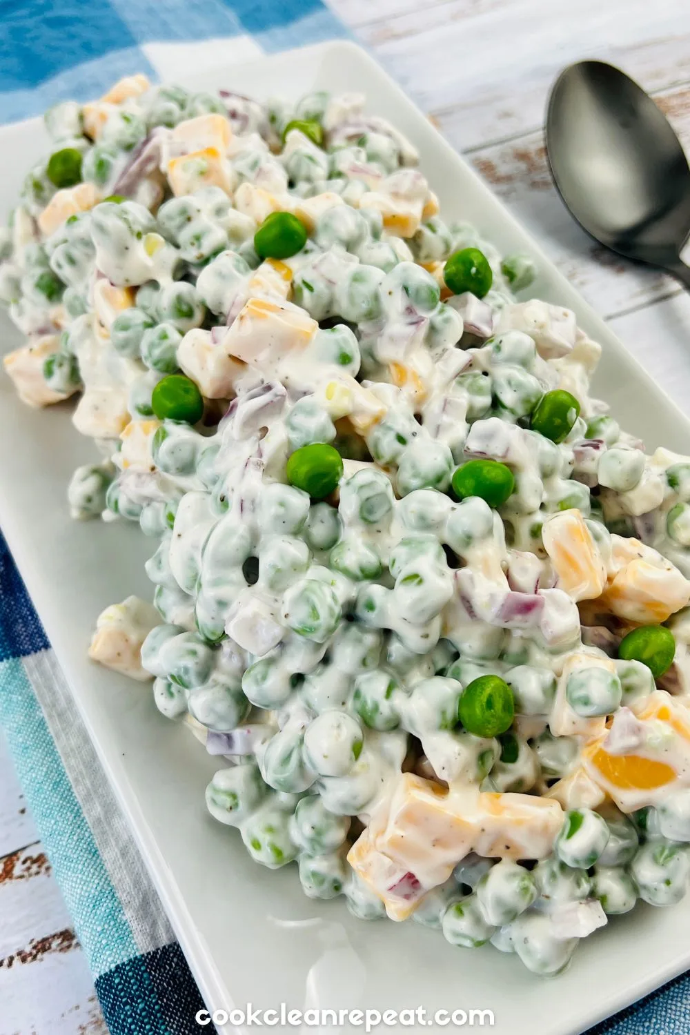 Pea Salad without Bacon on a diagonal