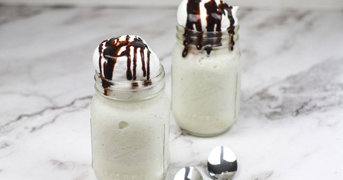 Starbucks Vanilla Frappuccino Recipe - Cook Clean Repeat
