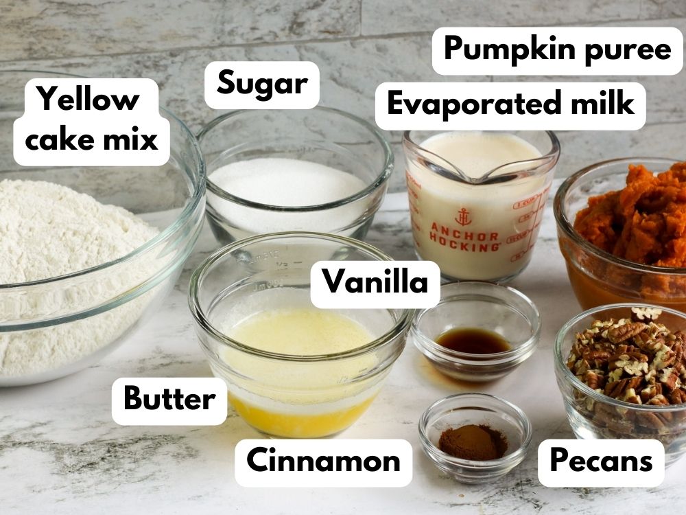 ingredients for pumpkin pecan cake