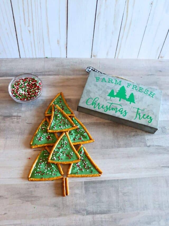 christmas tree with pretzel candy