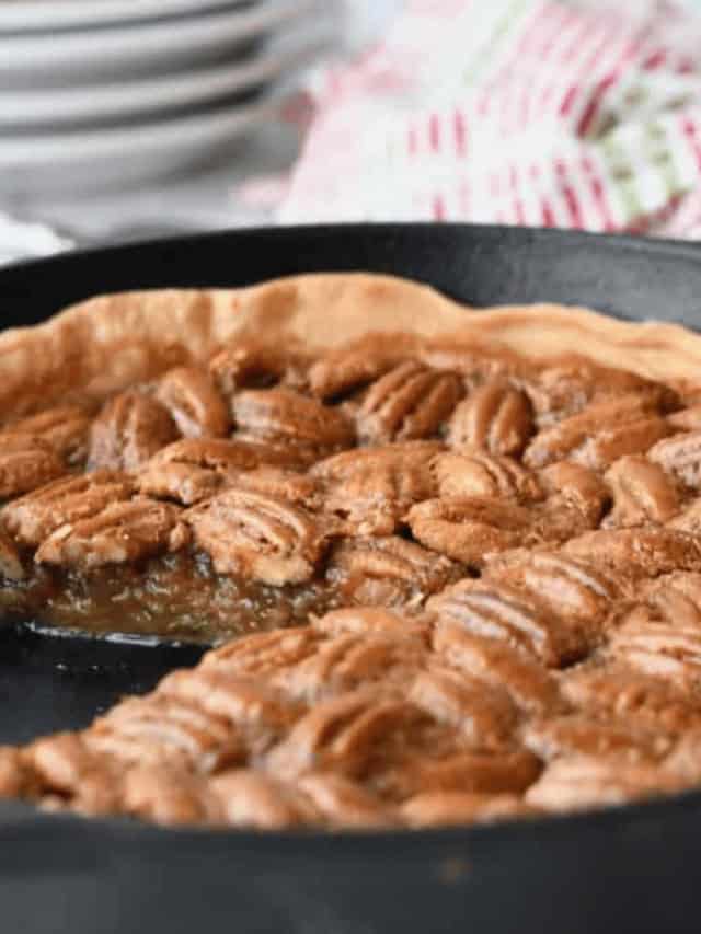 pecan pie in cast iron skillet
