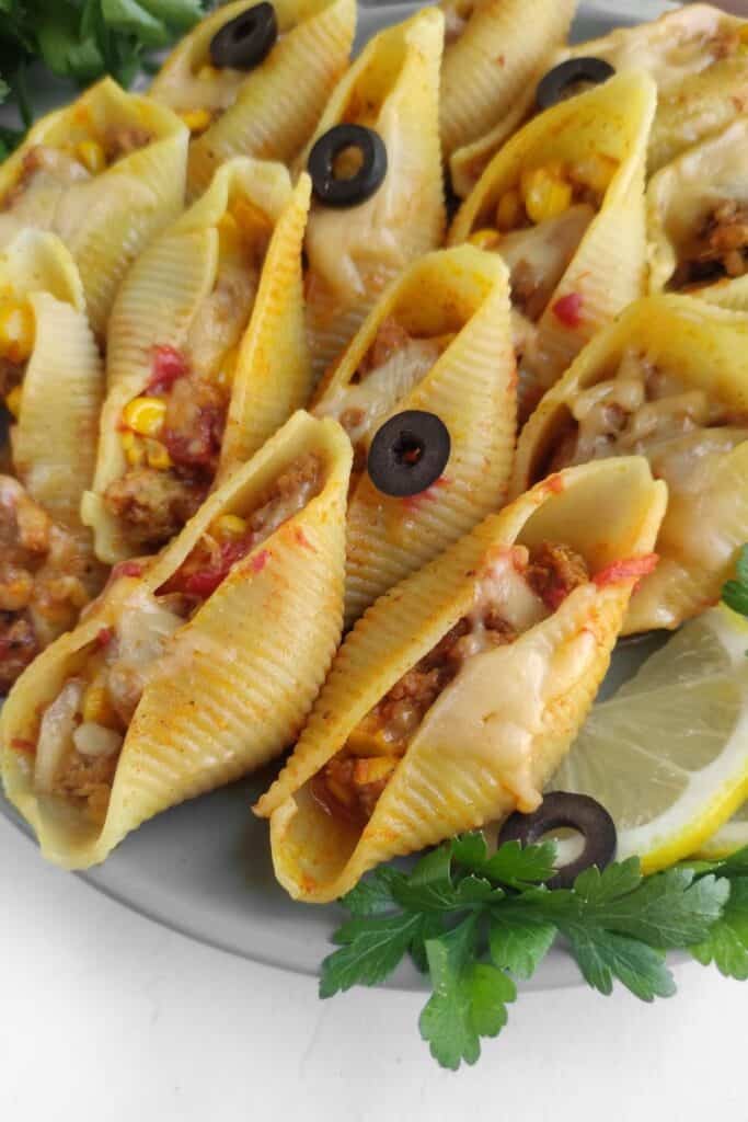 A close up of the completed stuffed shells.