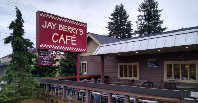 14 Washington State Breakfast Restaurants Worth Getting Up Early For