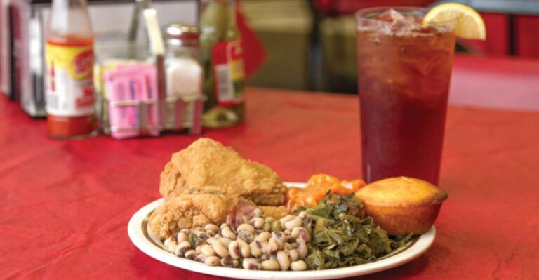 9 Alabama Buffets Serving Southern Comfort By The Plateful