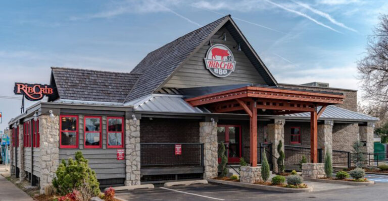 Oklahoma’s Pitmasters Create 13 BBQ Havens Where Soul Meets Fire