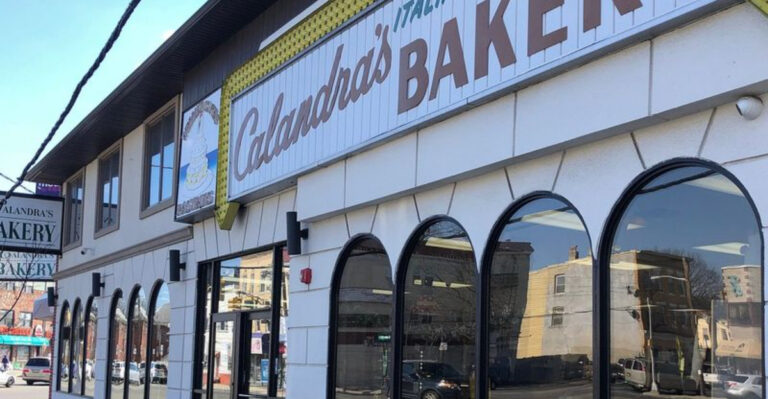 The Best Local Bakery In Every State For True Pastry Lovers