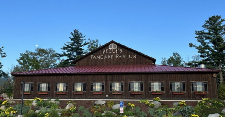 The Cutest Small-Town Restaurant Worth Visiting In Every State