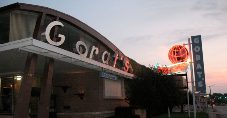 Where To Pull Over For Amazing Food In Every State